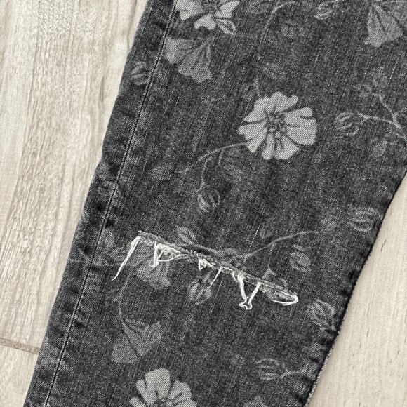 Levi’s Pride Collection Gray Floral Embroidered Big E Jeans Skinny Leg Sz 32/30 - Picture 4 of 10
